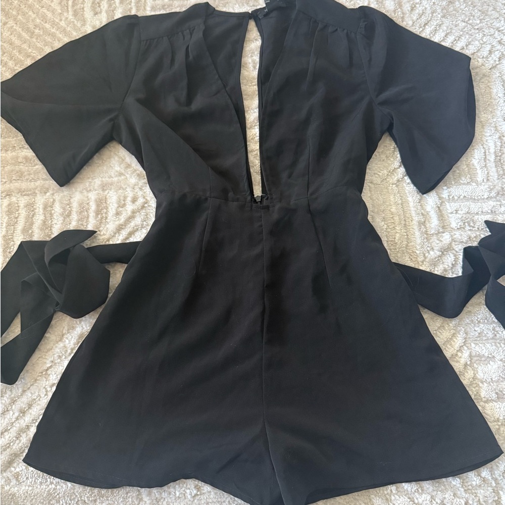 Forever 21 Black Short Sleeve Romper